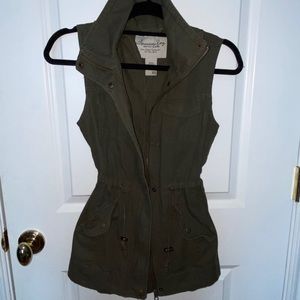 American Rag green vest